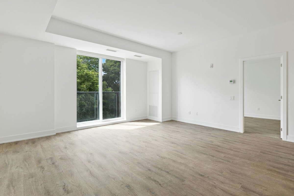 Original living room before AI staging